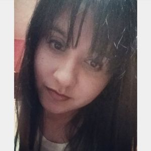 Meet your Posher, Claudia